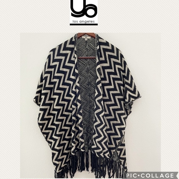 Chevron wrap fringed shawl / ruana - Picture 1 of 8
